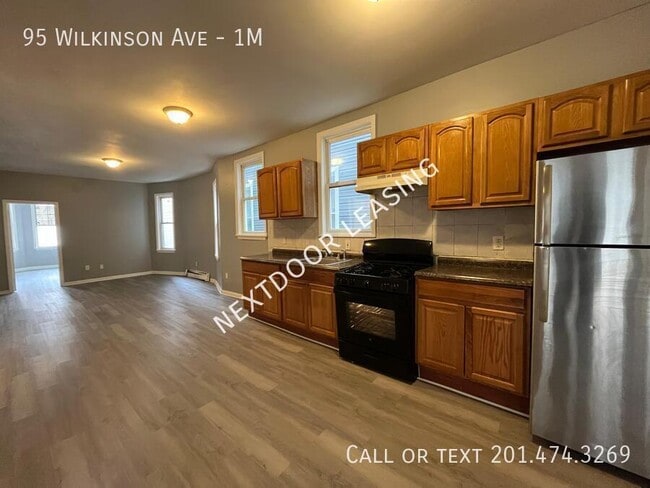 95 Wilkinson Ave in Jersey City, NJ - Building Photo - Building Photo