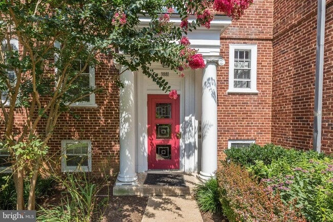 property at 3881 Newark St NW