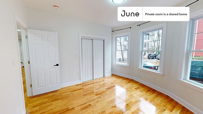 Private bedroom in 4 bed/2 bath Home in Boston, MA - Building Photo - Building Photo