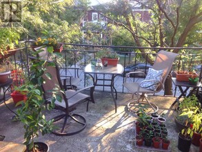 156 Mavety St in Toronto, ON - Building Photo - Building Photo
