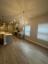 668 The Cottages in Godley, TX - Building Photo - Building Photo