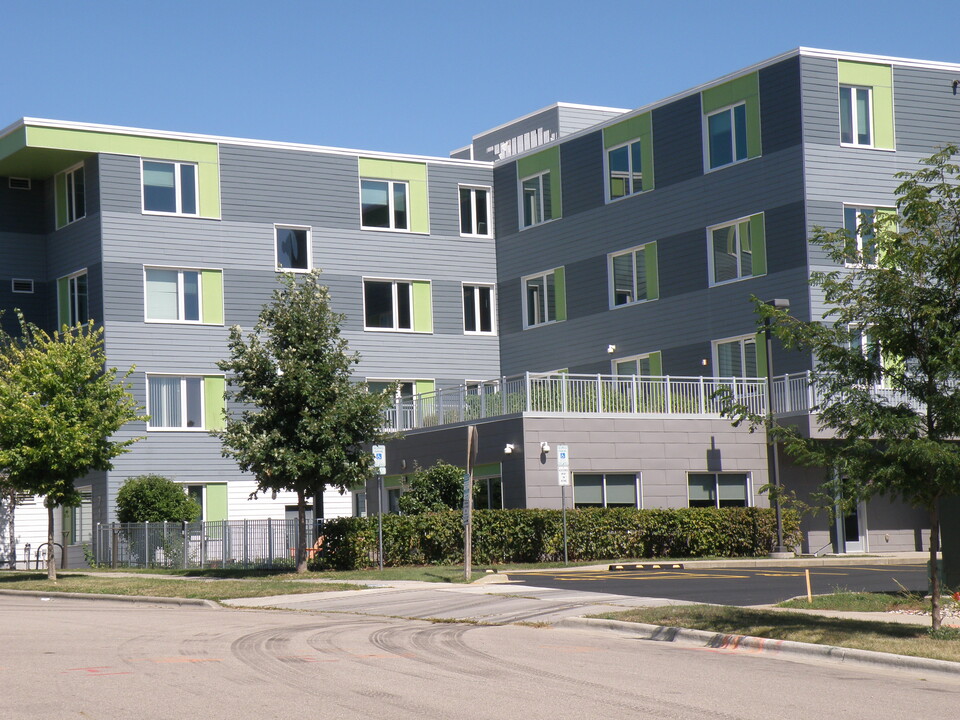 Enso Apartments in Madison, WI - Building Photo