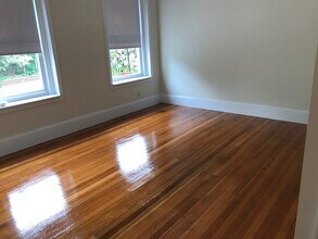 1575 Beacon St, Unit 6 in Brookline, MA - Building Photo - Building Photo