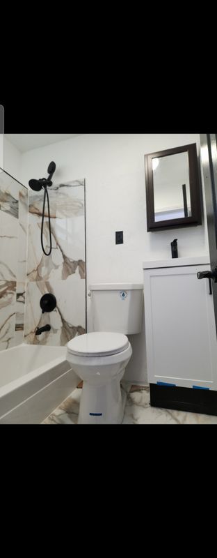 15830 E Bunche Park Dr in Opa Locka, FL - Foto de edificio - Building Photo