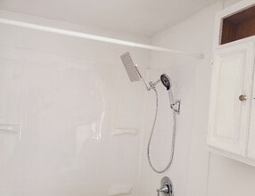 64 Arch St, Unit 2 in Glen Lyon, PA - Building Photo - Building Photo