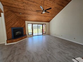 18716 Falcon Loop in Penn Valley, CA - Building Photo - Building Photo