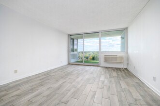 1 Strawberry Hill Ave in Stamford, CT - Building Photo - Building Photo