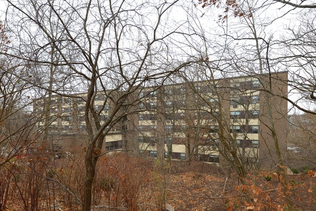 Riveredge Village Apartments in Providence, RI - Building Photo - Building Photo