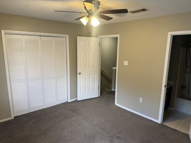 820 Meadow Glen Ave in Zachary, LA - Building Photo - Building Photo