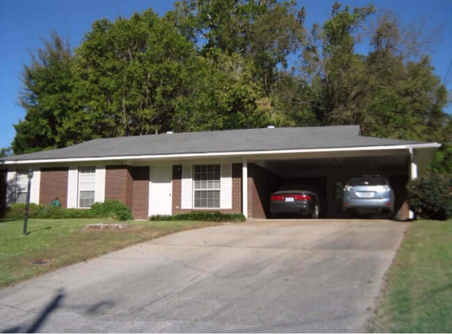 property at 212 Signal Hill Dr