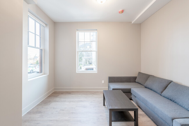 530 Broadway in Providence, RI - Building Photo - Interior Photo