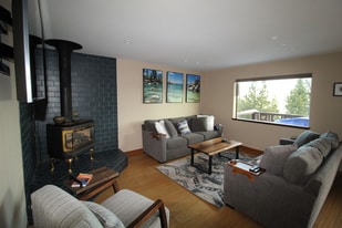 807 Jeffrey Ct in Incline Village, NV - Building Photo