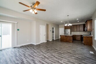 5646 W Lost Mine Ln in Herriman, UT - Building Photo - Building Photo