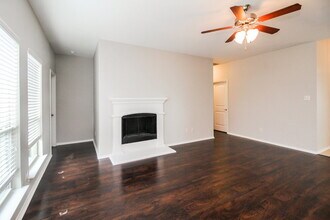 1323 Artemus Dr in Lancaster, TX - Building Photo - Building Photo