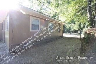 1105 Little John Ln in Birmingham, AL - Building Photo - Building Photo
