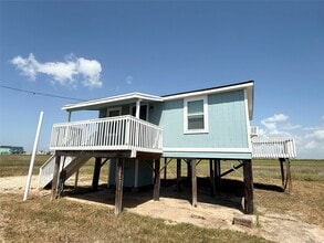 738 Caisson St in Freeport, TX - Building Photo - Building Photo