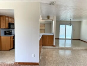 296 Woodland Dr in West Melbourne, FL - Building Photo - Building Photo