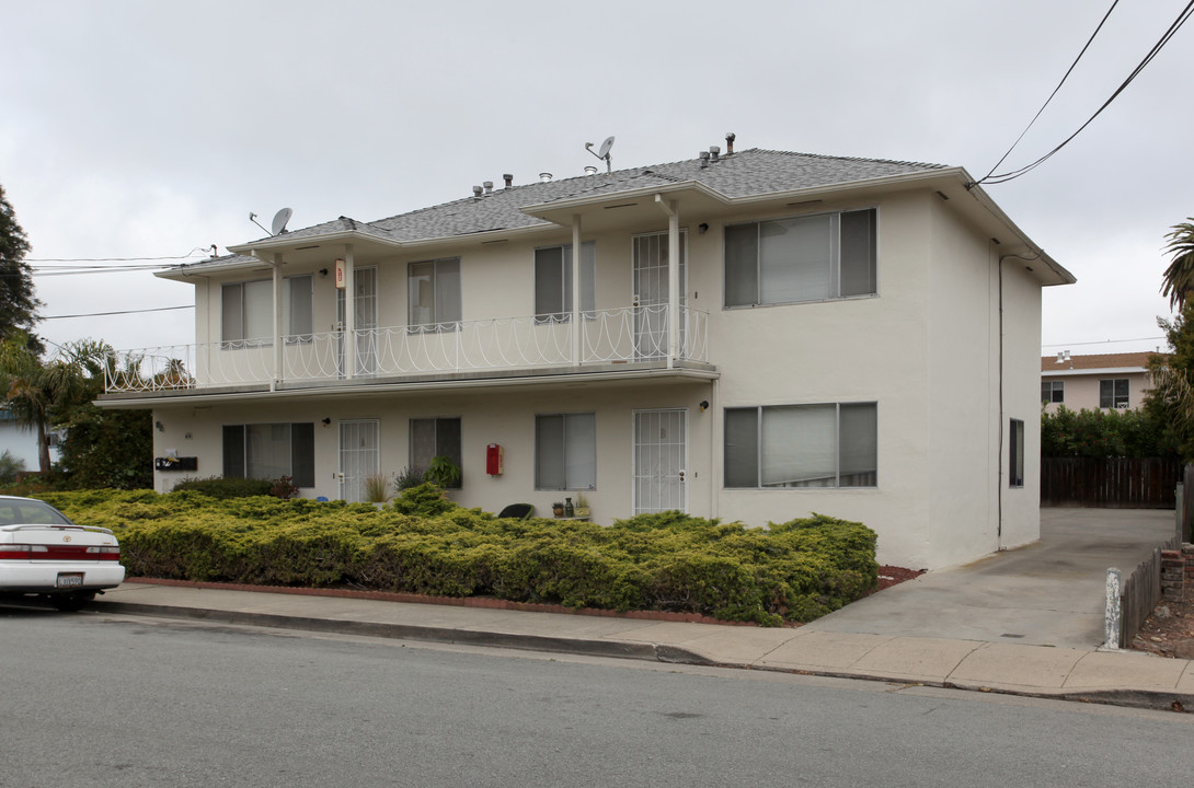 65 West 40th in San Mateo, CA - Foto de edificio