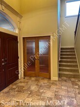 14015 SE Fircrest St in Portland, OR - Building Photo - Building Photo