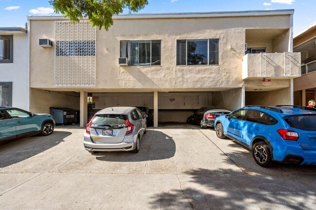 property at 607 Flores St
