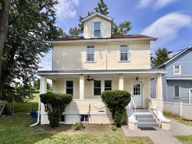 property at 287 9th St