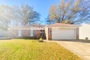 4031 Friendly Way in Memphis, TN - Building Photo