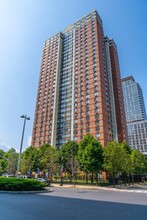 Newport Rental Towers in Jersey City, NJ - Building Photo - Building Photo