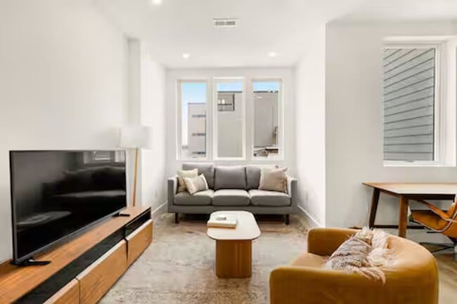 property at 1630 K St NE