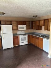 205 W Vardeman Ave in Killeen, TX - Building Photo - Building Photo