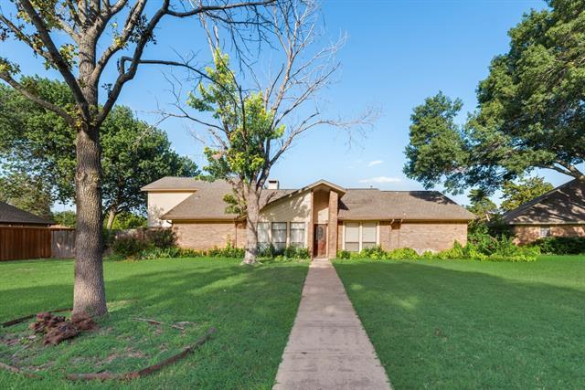 1904 Webster Dr in Plano, TX - Building Photo