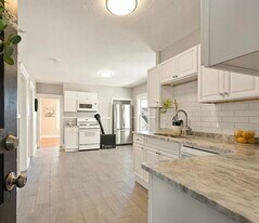 5 Ventura Rd, Unit 2nd Floor in Worcester, MA - Building Photo