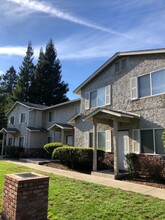 The Legacy Townhomes in Chico, CA - Foto de edificio - Interior Photo