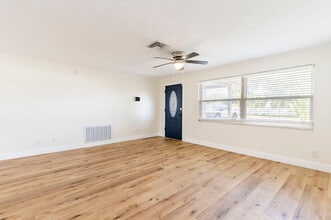 1749 Sunset Point Rd in Clearwater, FL - Building Photo - Building Photo