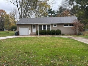 2730 Columbia Rd in Westlake, OH - Building Photo - Building Photo