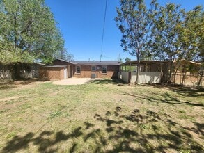 3789 Sunset Ave in Snyder, TX - Foto de edificio - Building Photo