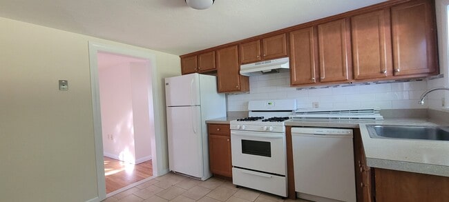 property at 47 Manzella Ct