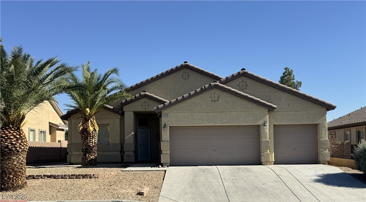 4620 Ventana Rey St in North Las Vegas, NV - Building Photo