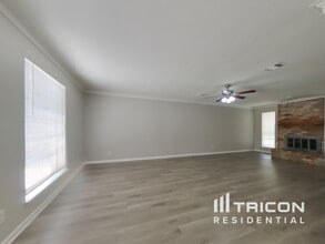 24122 Spring Mill Ln in Spring, TX - Building Photo - Building Photo