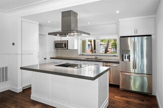1428 Trillo Ave in Coral Gables, FL - Building Photo - Building Photo