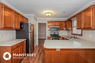 1827 Running Brook Rd in Charlotte, NC - Building Photo - Building Photo