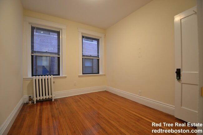 property at 27 Park Dr