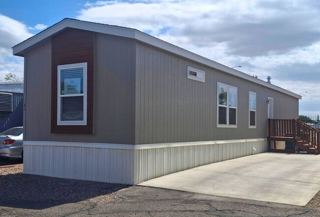 property at 4100 N Romero Rd