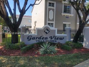7291 NW 174th Terrace in Hialeah, FL - Building Photo