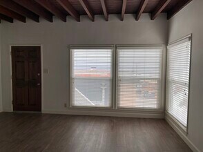 219 30th St in Hermosa Beach, CA - Building Photo - Building Photo