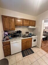 5 Charlesbank Rd, Unit 5 in Newton, MA - Building Photo - Building Photo