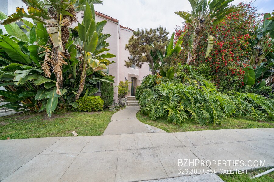 139 S Elm Dr in Beverly Hills, CA - Building Photo