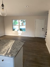 1805 S Franklin St in Irving, TX - Building Photo - Building Photo