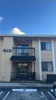 6031 10th Ave N in Greenacres, FL - Building Photo