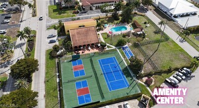 6142 Whiskey Creek Dr in Ft. Myers, FL - Building Photo - Building Photo