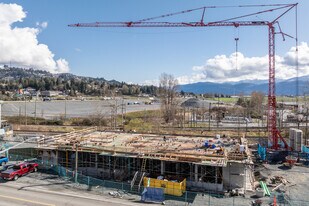 1610 Riverside Rd in Abbotsford, BC - Building Photo